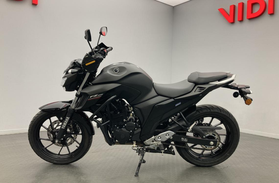 Yamaha FZ25