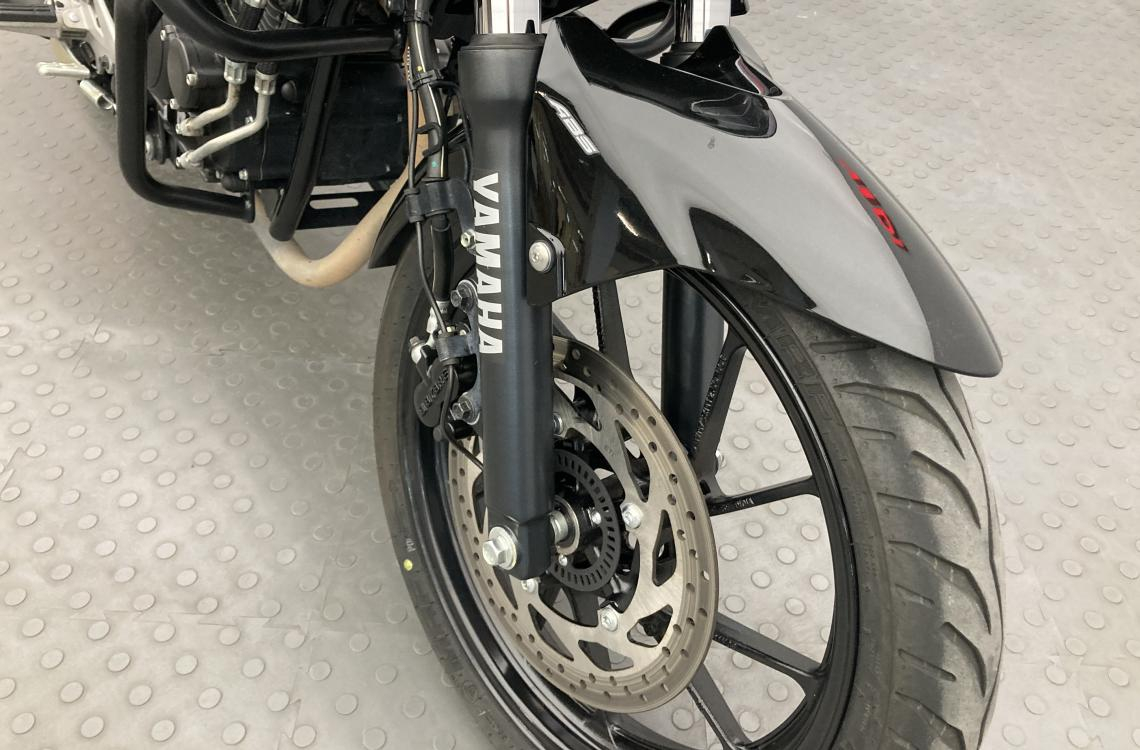Yamaha FZ25